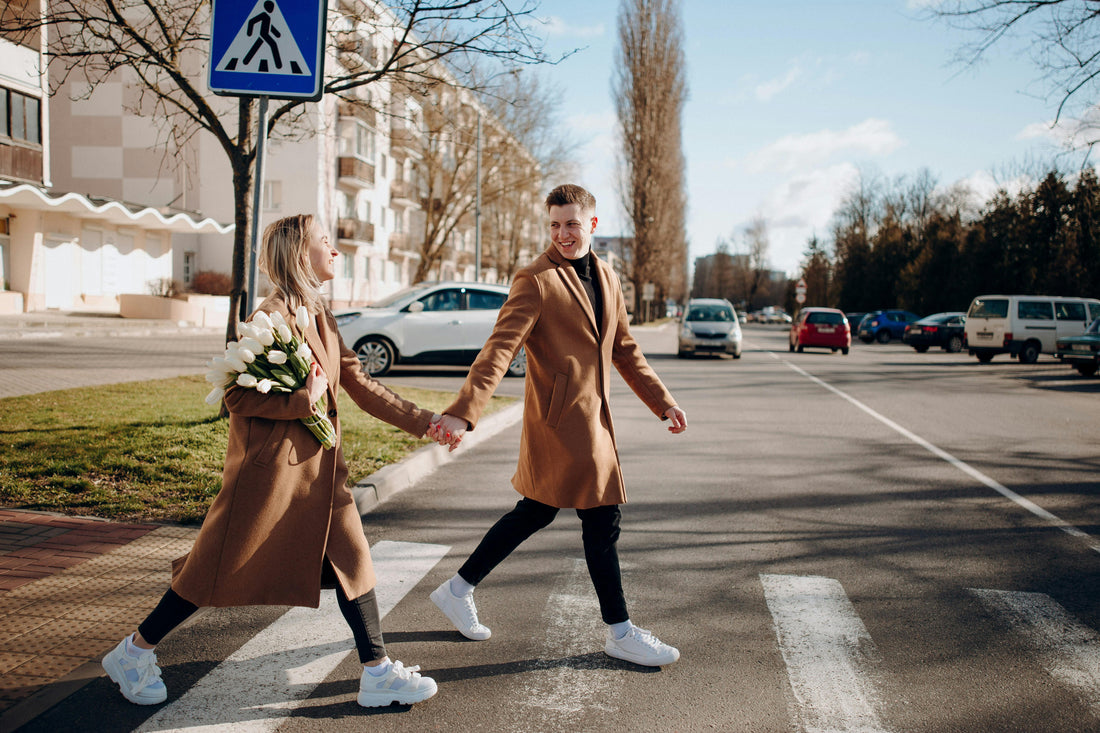 Vai meklējat veidus, kā iededzināt radīt dzirksteli savās attiecībās?